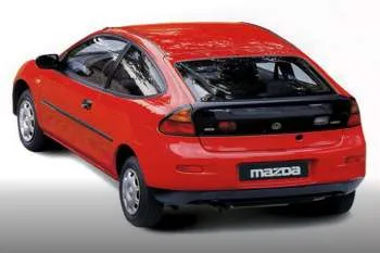 Mazda 323 1.5i LX hatchback – fotka 2