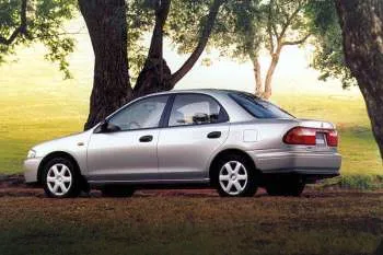 Mazda 323 sedan (1994 – 1997) – fotka 2