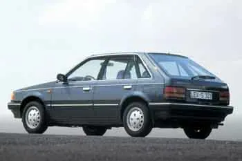 Mazda 323 päťdverový hatchback (1985 – 1987) – fotka 2