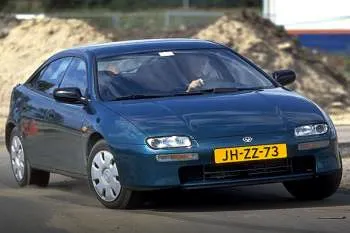 Mazda 323 F 2.0i V6 GLX – fotka 3