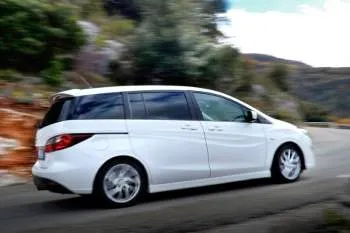 Mazda 5 (od 2010) – fotka 2