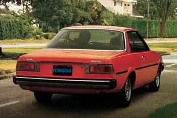 Mazda 626 Hardtop (1980 – 1983) – fotka 3