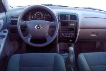 Mazda 626 Wagon (1999 – 2002) – fotka 4