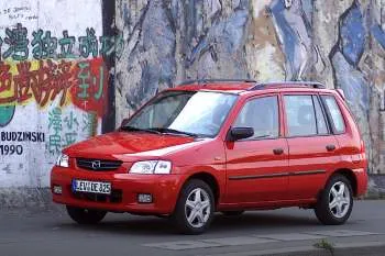 Mazda Demio (2000 – 2003) – fotka 4