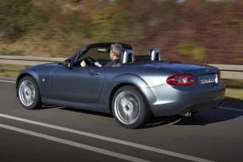 Mazda MX-5 (2013 – 2015) – fotka 12