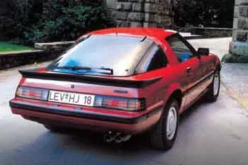 Mazda RX-7 (1981 – 1987) – fotka 2