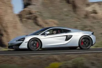 McLaren 570GT (od 2015) – fotka 3