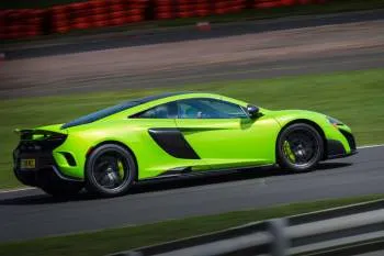 McLaren 675LT (od 2015) – fotka 9