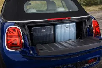 Mini Cabrio (od 2018) – fotka 14