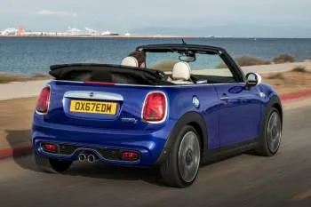 Mini Cabrio (od 2018) – fotka 17