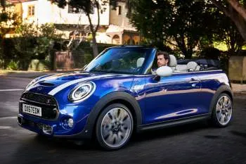 Mini Cabrio (od 2018) – fotka 26