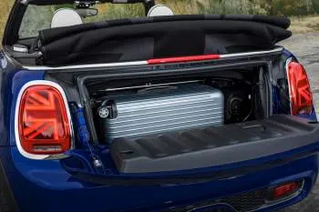 Mini Cabrio (od 2018) – fotka 39