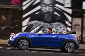 Mini Cabrio (od 2018) – fotka 45