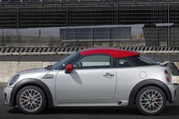 Mini Coupe (2011 – 2015) – fotka 23