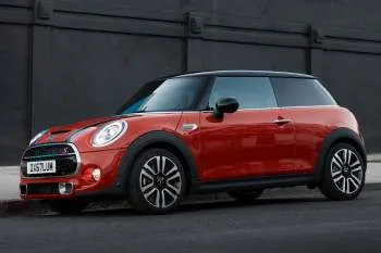 Mini One First trojdverový hatchback – fotka 3