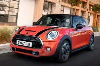 Mini Mini trojdverový hatchback (od 2018) – fotka 13
