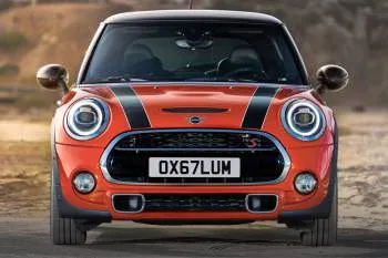 Mini Mini trojdverový hatchback (od 2018) – fotka 15