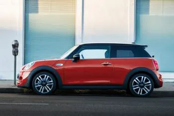Mini Mini trojdverový hatchback (od 2018) – fotka 17