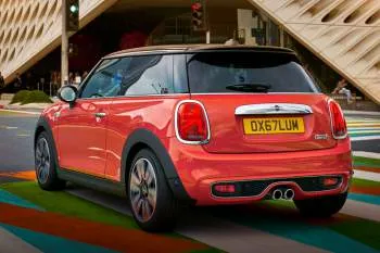 Mini Mini trojdverový hatchback (od 2018) – fotka 20