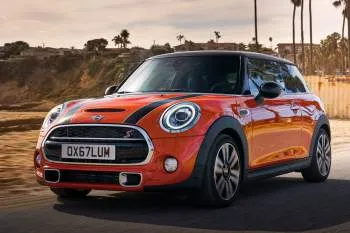 Mini Mini trojdverový hatchback (od 2018) – fotka 22