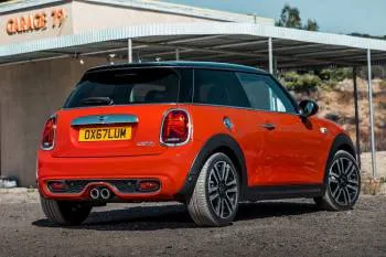 Mini Mini trojdverový hatchback (od 2018) – fotka 26