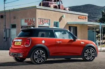 Mini Mini trojdverový hatchback (od 2018) – fotka 28