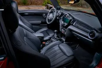 Mini Mini trojdverový hatchback (od 2018) – fotka 30