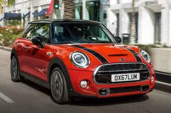 Mini Mini trojdverový hatchback (od 2018) – fotka 36