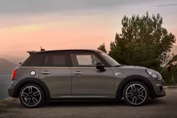 Mini Mini päťdverový hatchback (od 2018) – fotka 2