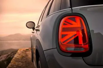 Mini Mini päťdverový hatchback (od 2018) – fotka 4