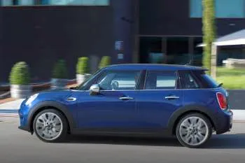 Mini Mini päťdverový hatchback (2014 – 2018) – fotka 6