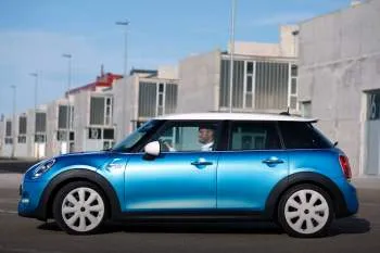Mini Mini päťdverový hatchback (2014 – 2018) – fotka 8
