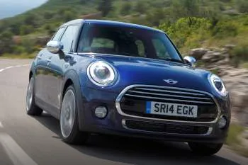 Mini Mini päťdverový hatchback (2014 – 2018) – fotka 10