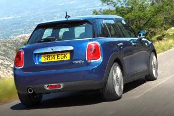 Mini Mini päťdverový hatchback (2014 – 2018) – fotka 11