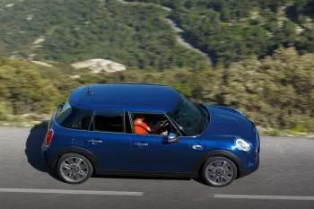 Mini Mini päťdverový hatchback (2014 – 2018) – fotka 13