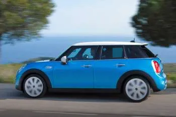Mini Mini päťdverový hatchback (2014 – 2018) – fotka 31