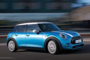 Mini Mini päťdverový hatchback (2014 – 2018) – fotka 33