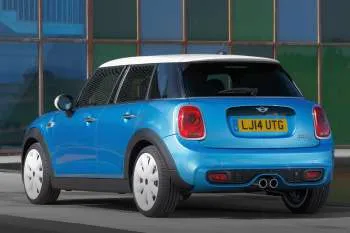 Mini Mini päťdverový hatchback (2014 – 2018) – fotka 38