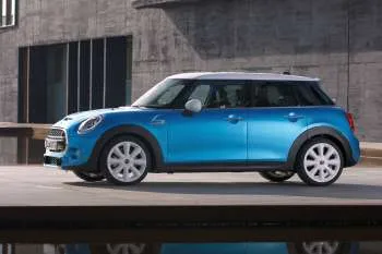 Mini Mini päťdverový hatchback (2014 – 2018) – fotka 41