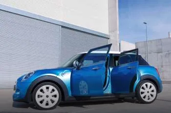Mini Mini päťdverový hatchback (2014 – 2018) – fotka 46