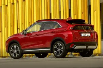 Mitsubishi Eclipse Cross (od 2017) – fotka 23