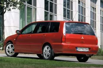 Mitsubishi Lancer Wagon (2003 – 2005) – fotka 4