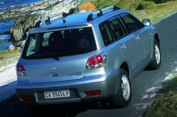 Mitsubishi Outlander 2.0 2WD Comfort – fotka 8