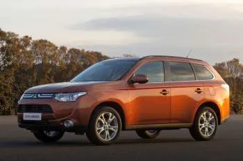 Mitsubishi Outlander (2012 – 2015) – fotka 6