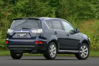 Mitsubishi Outlander (2010 – 2013) – fotka 12