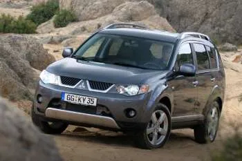 Mitsubishi Outlander (2007 – 2010) – fotka 4