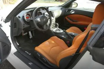 Nissan 370Z (2009 – 2020) – fotka 11