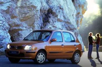 Nissan Micra päťdverový hatchback (1998 – 2000) – fotka 3