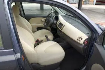 Nissan Micra 1.2 65hp Acenta trojdverový hatchback – fotka 2
