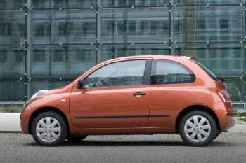Nissan Micra 1.2 65hp Acenta trojdverový hatchback – fotka 6